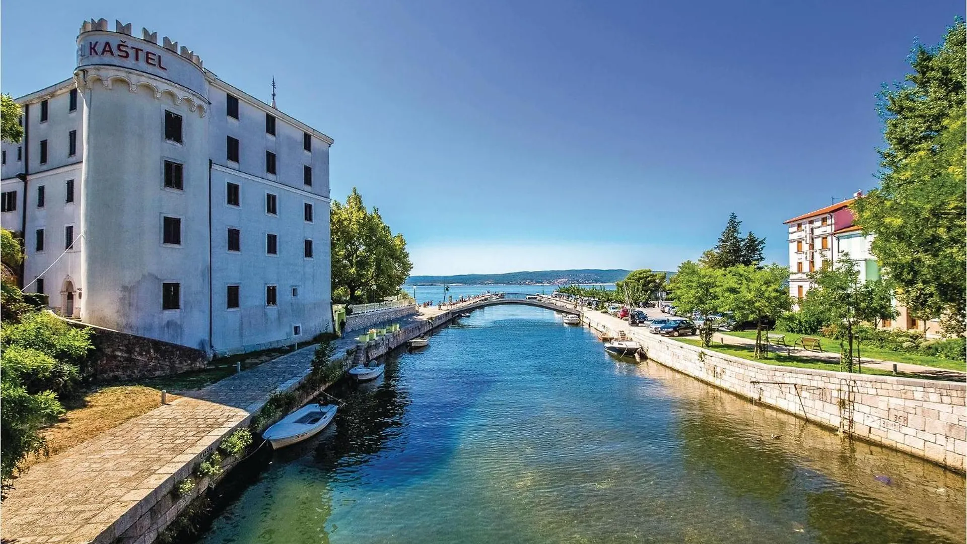 Stunning Apartment In Crikvenica With Kitchen